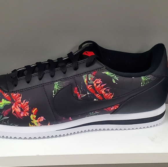 Classic Kicks main image 12